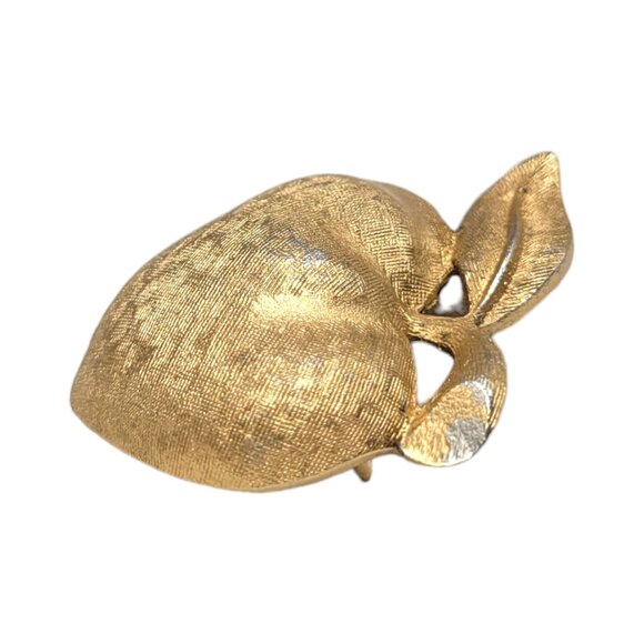 Vintage Coro Gold-Tone Apple Brooch Brushed Texture Autumn Teacher Gift - Picture 8 of 15